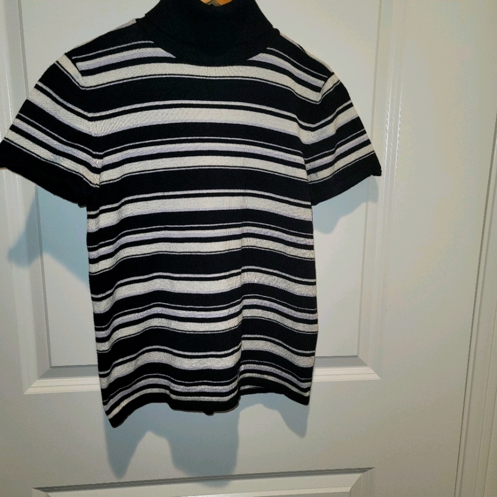 Liz Claiborne Turtleneck Top